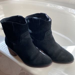 Matt bernson black suede booties
